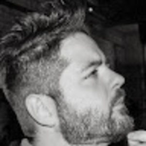 Meet your Posher, Dustin